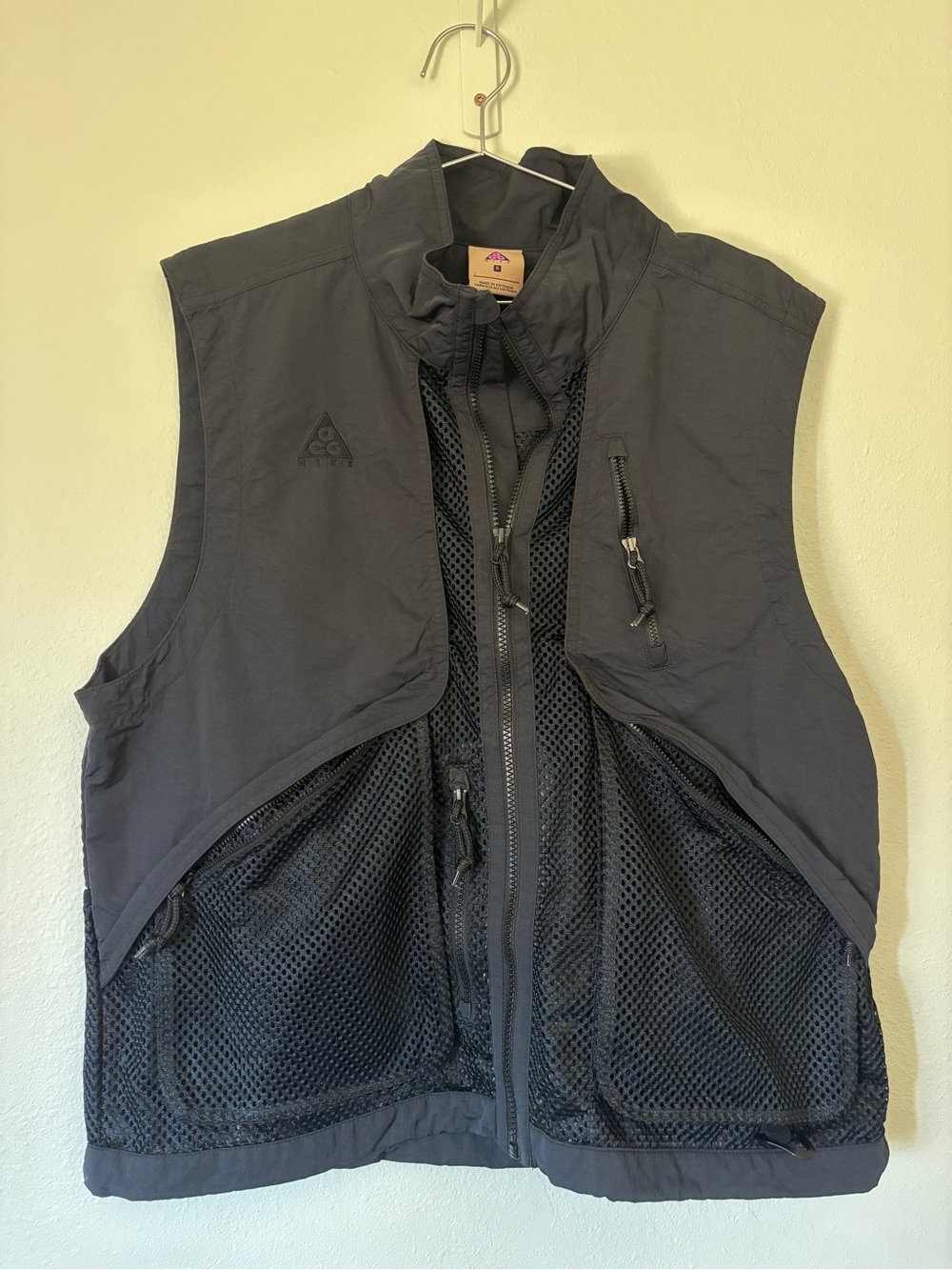 Nike ACG Black Outdoor Utility Vest
